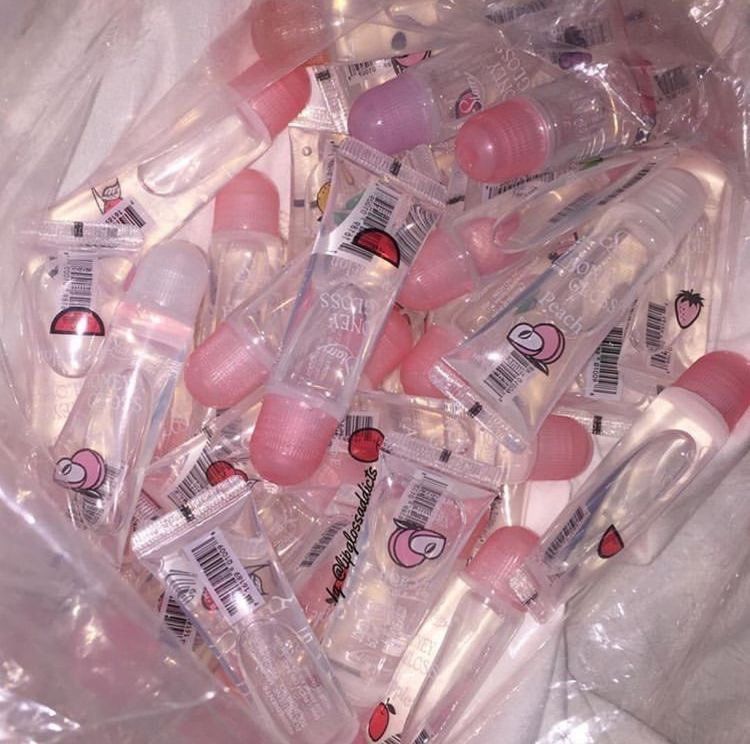 History of Lip Gloss BEAUTY N GLAM Philippines